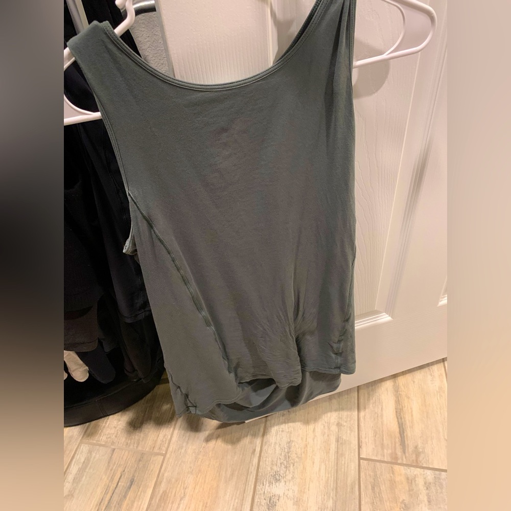Lululemon open back tank